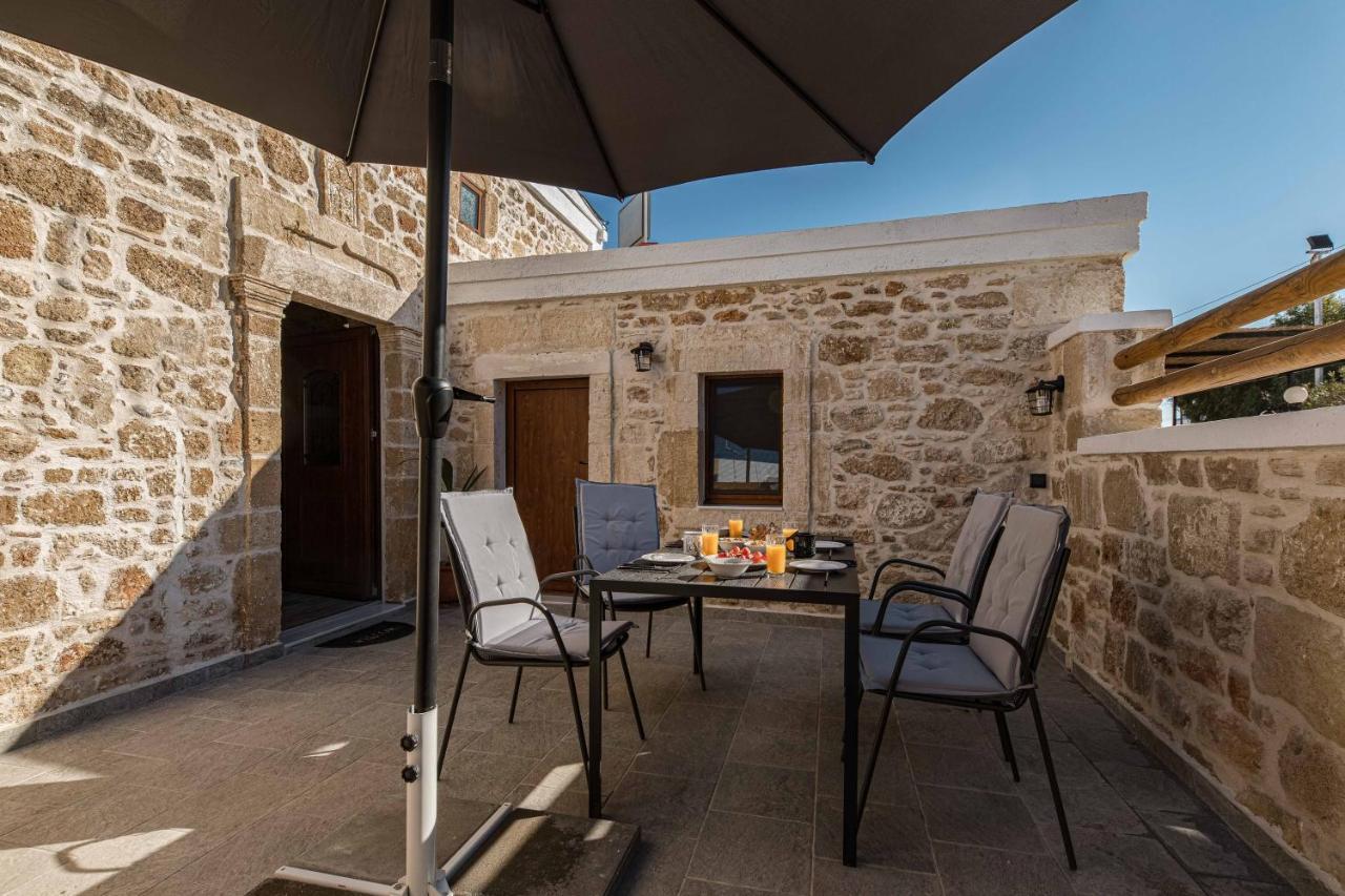 Ferienwohnung La Casa Dell'Arch CCharaki Exterior foto